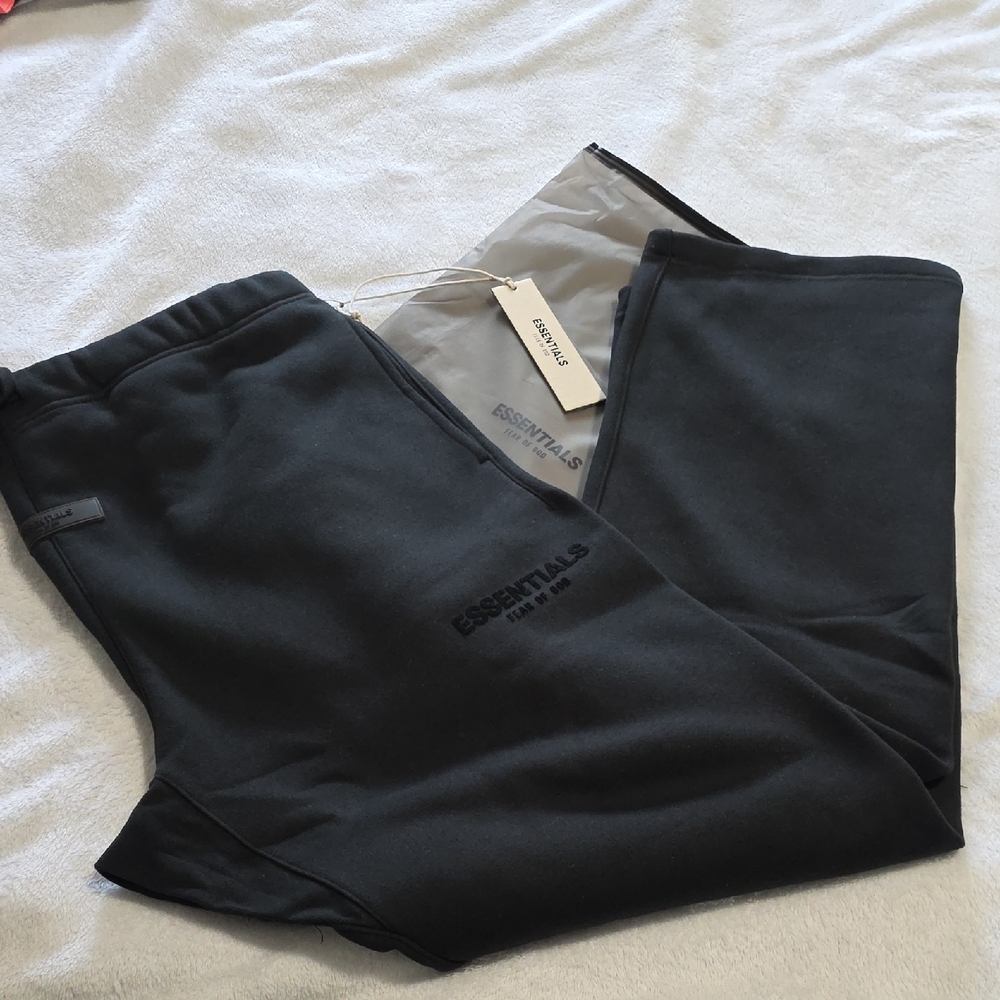 Fear Of God Essentials Black Men's Drawstring Jogger Sweatpants (Uncuffed)